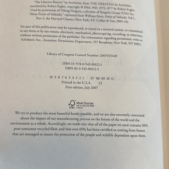 Harry Potter and the Deathly Hallows Book - Picture 3 of 6